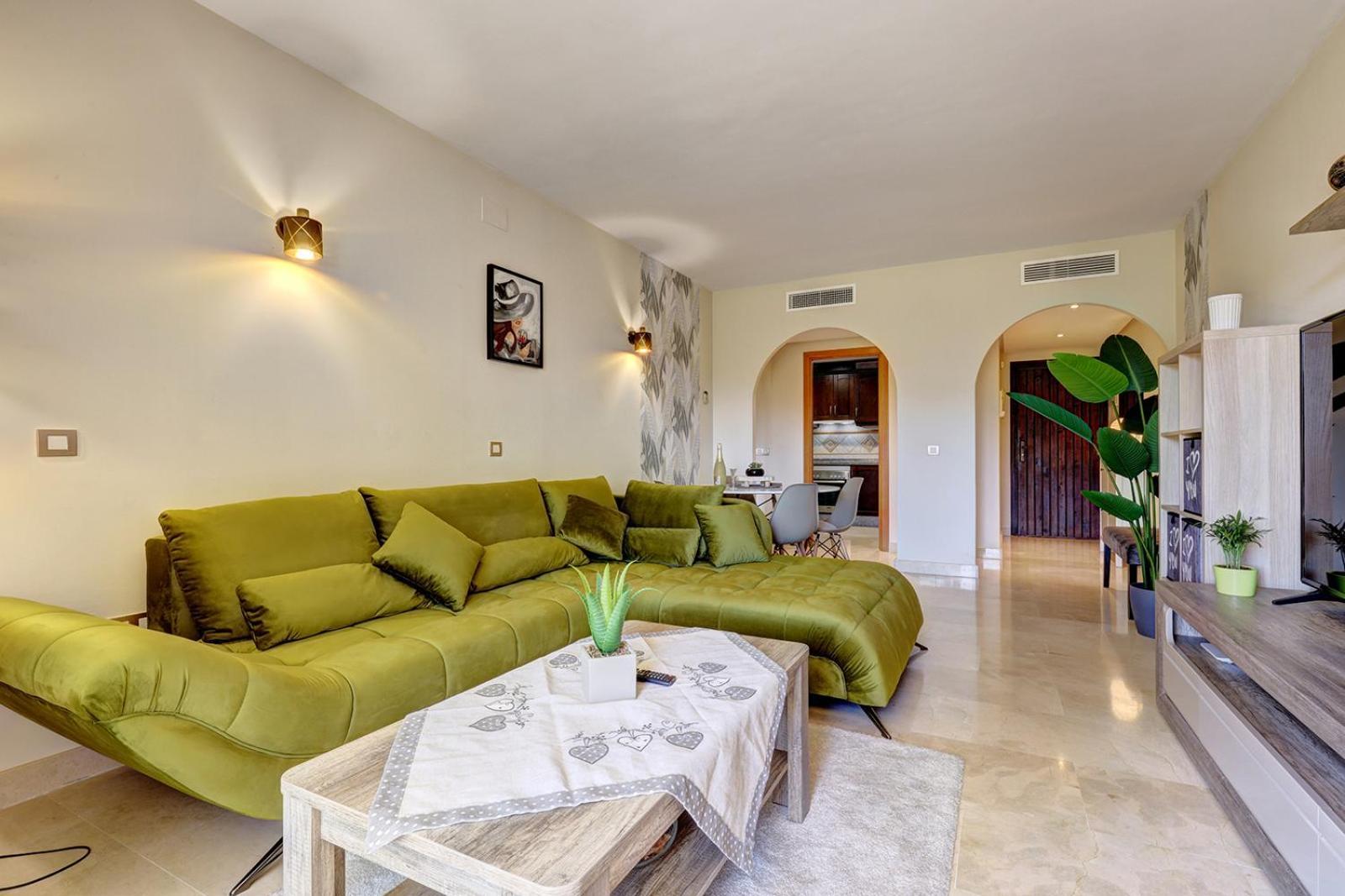 Cozy, 1 Bedroom On The Sunny Riviera Málaga